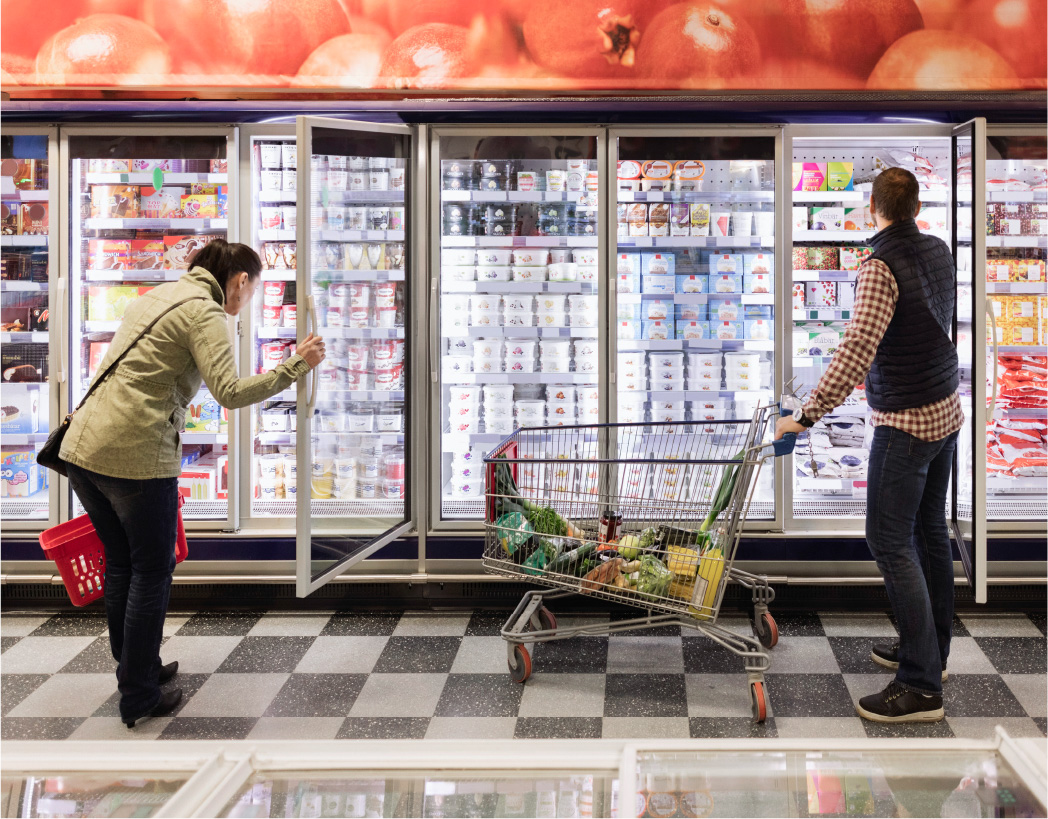 people-in-front-of-refrigeration-80.jpg